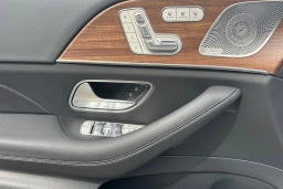 Mercedes-Benz GLS GLS 450 4MATIC SUV 2026