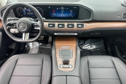 Mercedes-Benz GLS GLS 450 4MATIC SUV 2026