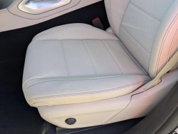 Mercedes-Benz GLS GLS 450 4MATIC SUV 2026