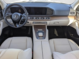 Mercedes-Benz GLS GLS 450 4MATIC SUV 2026