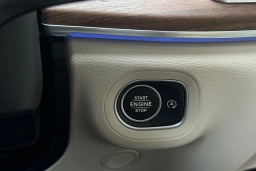 Mercedes-Benz GLS GLS 450 4MATIC SUV 2026