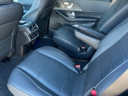 Mercedes-Benz GLS GLS 450 4MATIC SUV 2026