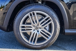 Mercedes-Benz GLS GLS 450 4MATIC SUV 2026