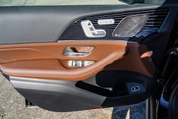 Mercedes-Benz GLS GLS 450 4MATIC SUV 2026