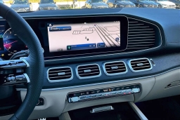 Mercedes-Benz GLS GLS 450 4MATIC SUV 2026