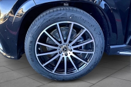 Mercedes-Benz GLS GLS 450 4MATIC SUV 2026