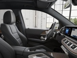 Mercedes-Benz GLS GLS 450 4MATIC SUV 2025
