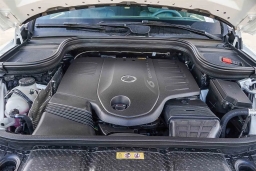 Mercedes-Benz GLS GLS 450 4MATIC SUV 2026