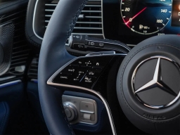 Mercedes-Benz GLS GLS 450 4MATIC SUV 2026