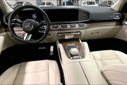 Mercedes-Benz GLS GLS 450 4MATIC SUV 2026