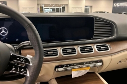 Mercedes-Benz GLS GLS 450 4MATIC SUV 2026