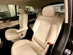 Mercedes-Benz GLS GLS 450 4MATIC SUV 2026