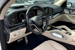 Mercedes-Benz GLS GLS 450 4MATIC SUV 2026