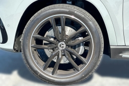 Mercedes-Benz GLS GLS 450 4MATIC SUV 2026