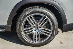 Mercedes-Benz GLS GLS 450 4MATIC SUV 2026