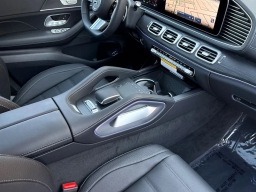 Mercedes-Benz GLS GLS 450 4MATIC SUV 2026