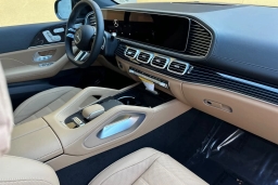 Mercedes-Benz GLS GLS 450 4MATIC SUV 2026