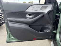 Mercedes-Benz GLS GLS 450 4MATIC SUV 2026