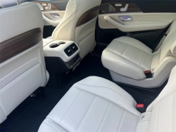 Mercedes-Benz GLS GLS 580 4MATIC SUV 2026