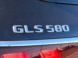 Mercedes-Benz GLS GLS 580 4MATIC SUV 2026