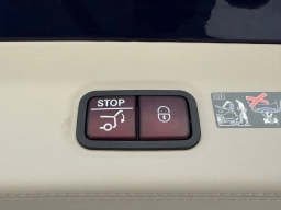 Mercedes-Benz GLS Maybach GLS 600 4MATIC SUV 2026