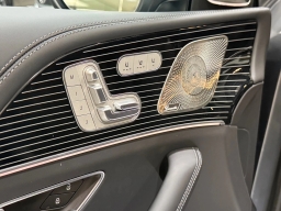 Mercedes-Benz GLS Maybach GLS 600 4MATIC SUV 2026