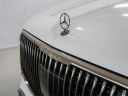 Mercedes-Benz GLS Maybach GLS 600 4MATIC SUV 2026