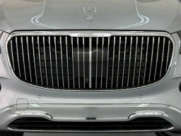 Mercedes-Benz GLS Maybach GLS 600 4MATIC SUV 2026