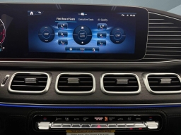 Mercedes-Benz GLS Maybach GLS 600 4MATIC SUV 2026