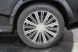 Mercedes-Benz GLS Maybach GLS 600 4MATIC SUV 2026