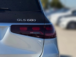 Mercedes-Benz GLS Maybach GLS 600 4MATIC SUV 2026