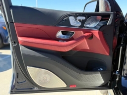 Mercedes-Benz GLS Maybach GLS 600 4MATIC SUV 2026