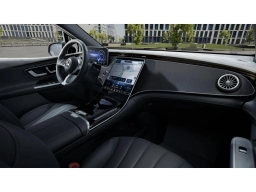 Mercedes-Benz EQE EQE 320 4MATIC SUV 2026