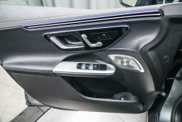 Mercedes-Benz EQE EQE 320 4MATIC SUV 2026