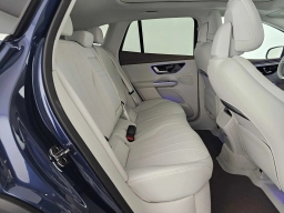 Mercedes-Benz EQE EQE 320 4MATIC SUV 2026