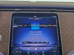 Mercedes-Benz EQE EQE 320 4MATIC SUV 2026