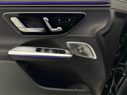 Mercedes-Benz EQE EQE 320 4MATIC SUV 2026