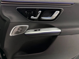 Mercedes-Benz EQE EQE 320 4MATIC SUV 2026