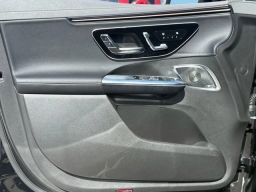 Mercedes-Benz EQE EQE 320 4MATIC SUV 2026