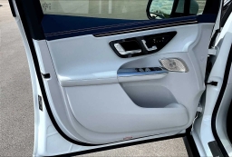 Mercedes-Benz EQE EQE 320+ SUV 2026