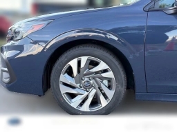 Subaru Legacy Limited AWD 2025