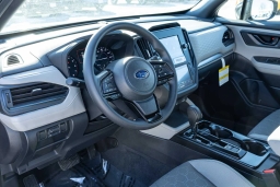 Subaru Forester Base AWD 2026