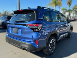 Subaru Forester Base AWD 2026