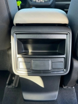 Subaru Forester Base AWD 2026