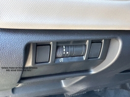 Subaru Forester Base AWD 2026