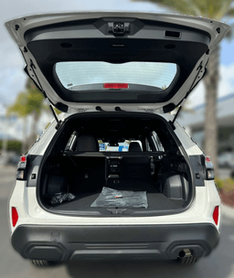 Subaru Forester Base AWD 2026