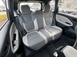 Subaru Forester Base AWD 2026