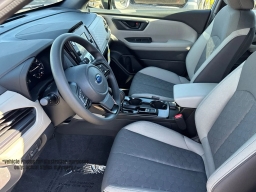 Subaru Forester Base AWD 2026
