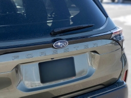 Subaru Forester Premium AWD 2026