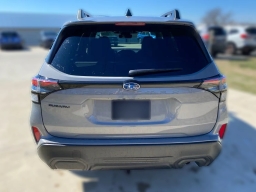 Subaru Forester Premium AWD 2026